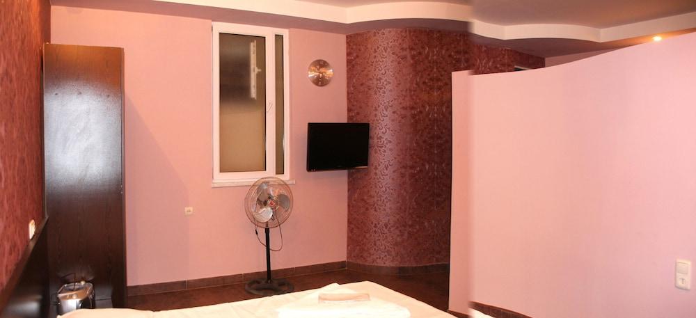 Yerevan Hostel Eksteriør billede
