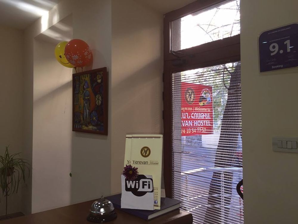 Yerevan Hostel Eksteriør billede